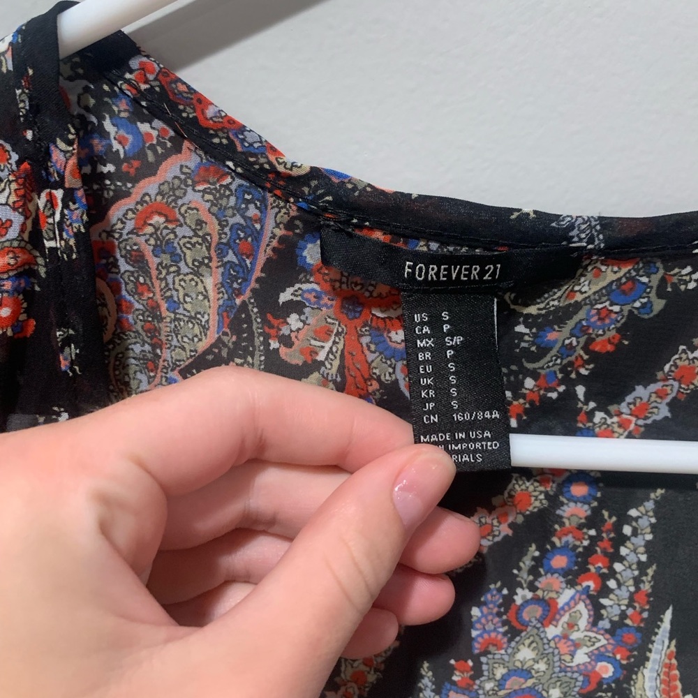 Women’s Open Front Blouse / Cardigan - Paisley Pattern - Picture 5 of 6